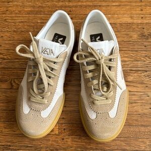 Veja Volley Suede sneakers sz EU37